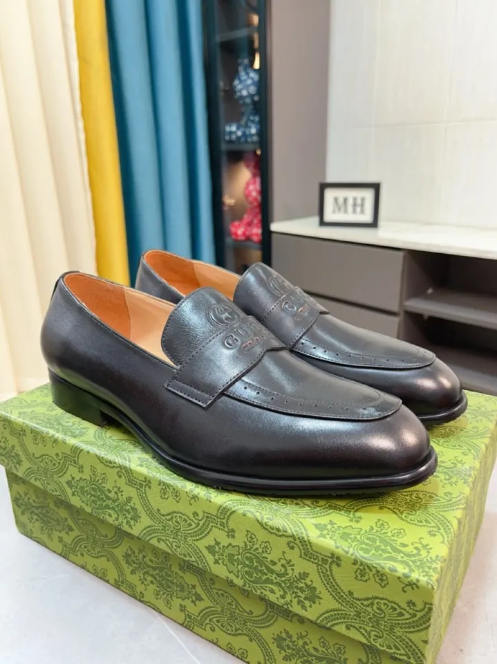 Men's shoes 💰500🌹🌹Niuli [GUCCI Gucci] A new style of formal men's leather shoes is coming~ The original quality upper is made of patent leather imported from Italy, the leather is soft and delicate, comfortable and soft first-layer cowhide lining, rubber wear-resistant outsole, the shoe shape is dignified and domineering, and the luxury charm cannot be concealed! The natural and free nouveau riche leads the trend. Code number: 38-44